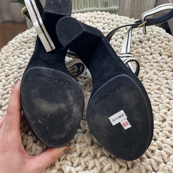 Ferragamo heels - Picture 8 of 13